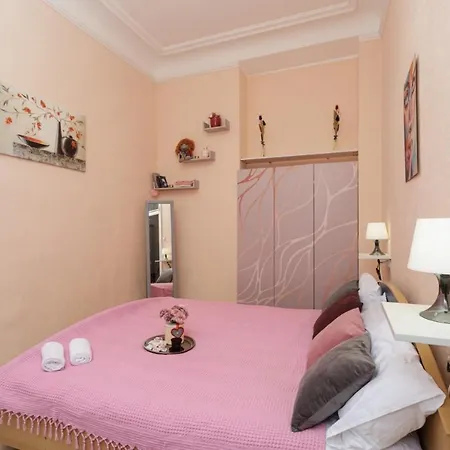 Apartment Comfortable In The Very Center Of Odesa